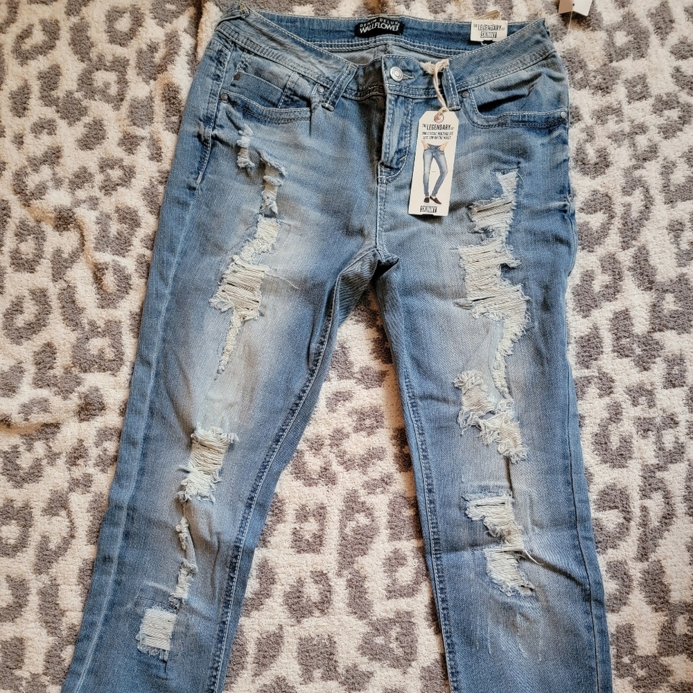 Wallflower Jeans NWT